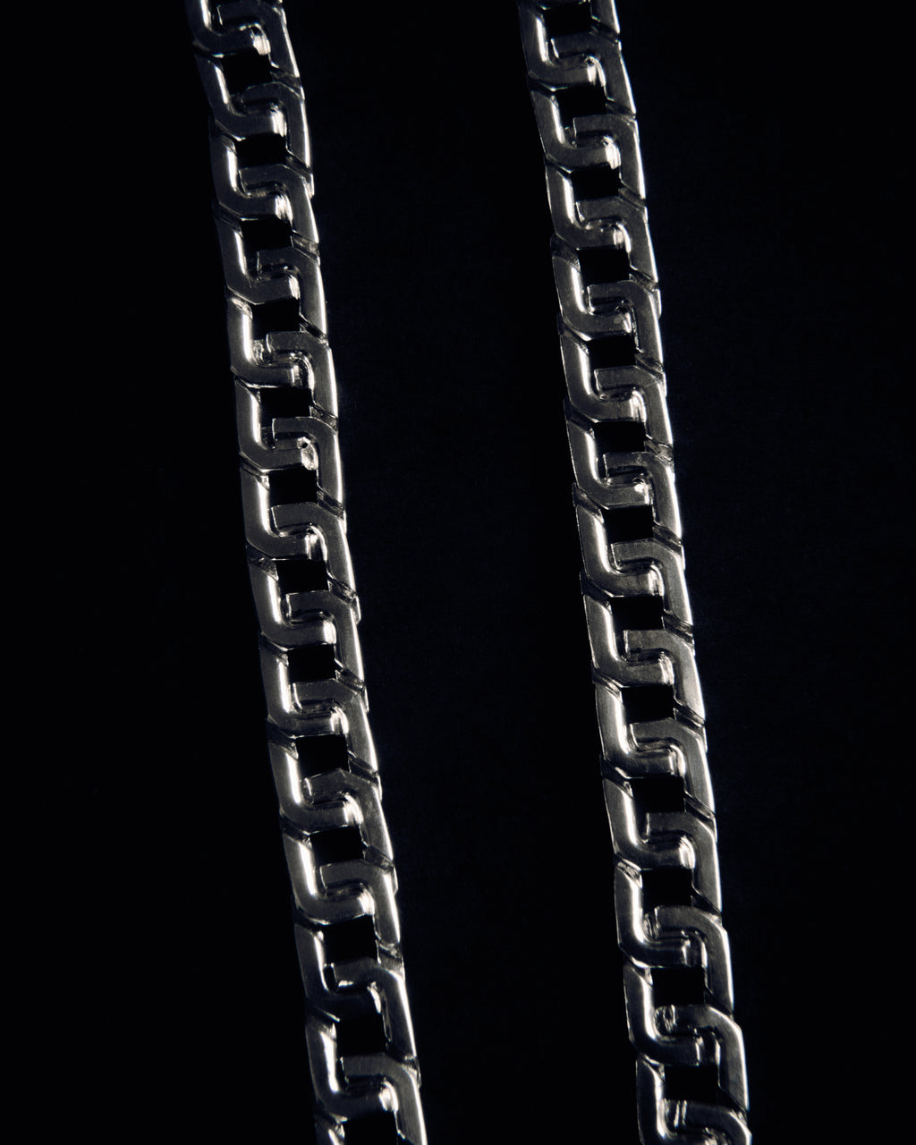 CUBAN BAHT CHAIN